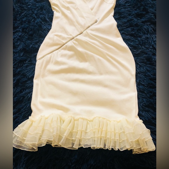 Cefian Front Ruched & Wrap Detail, Ruffle lace Hem Bodycon Dress. Size S - Picture 5 of 8